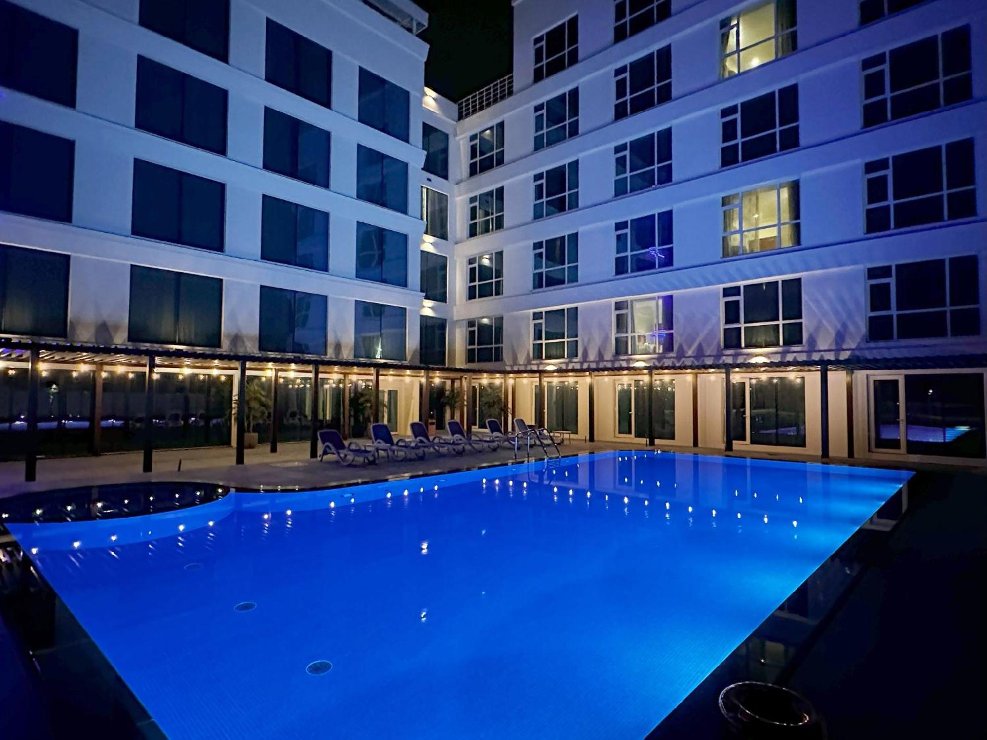 Sur Grand Hotel Exteriör bild